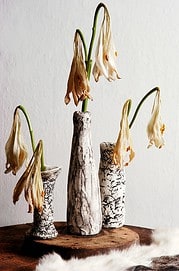 DIY-Upcycling-Strukturvasen mit Kaltporzellan