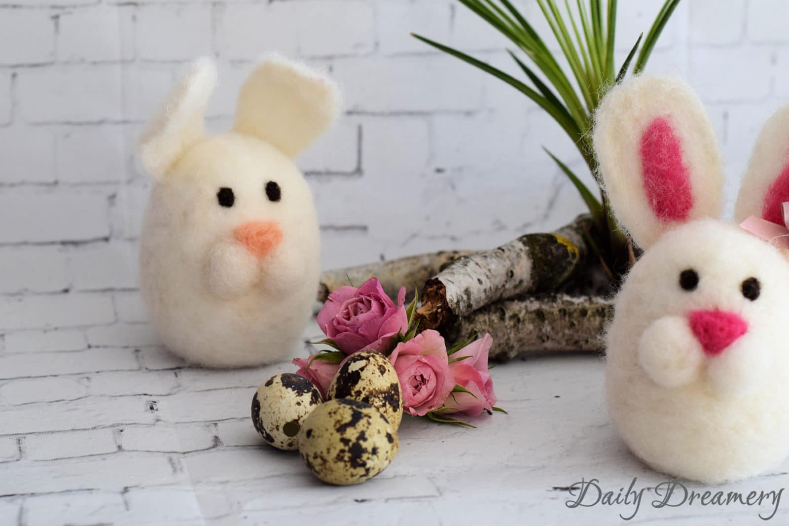 gefilzte Osterdeko – Hasenduo „Günther und Trude“