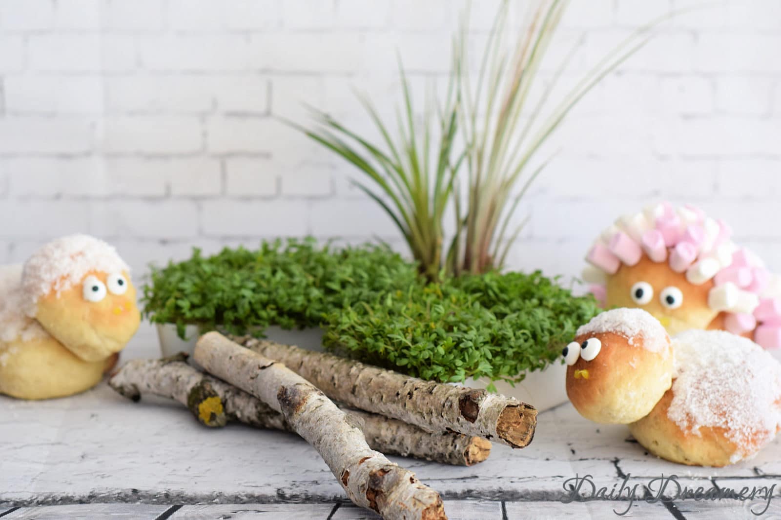 freches Osterlamm aus Hefeteig – perfekt für den Osterbrunch