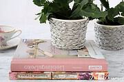 geflochtener Blumentopf mit Papiergarn