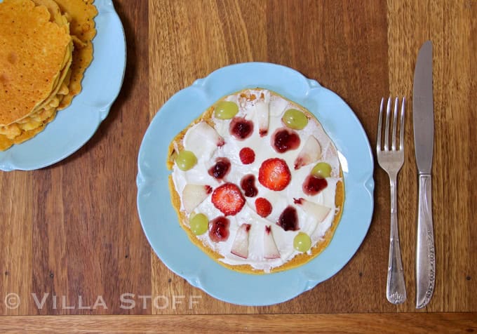 Frühstückspizza • Rezept für Socca aus Kichererbsenmehl