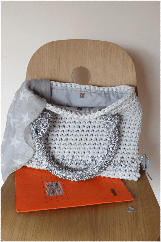 Handy, Hefter, Handtasche