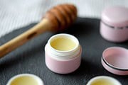 Zartpflegendes Lipgloss für den Frühling!