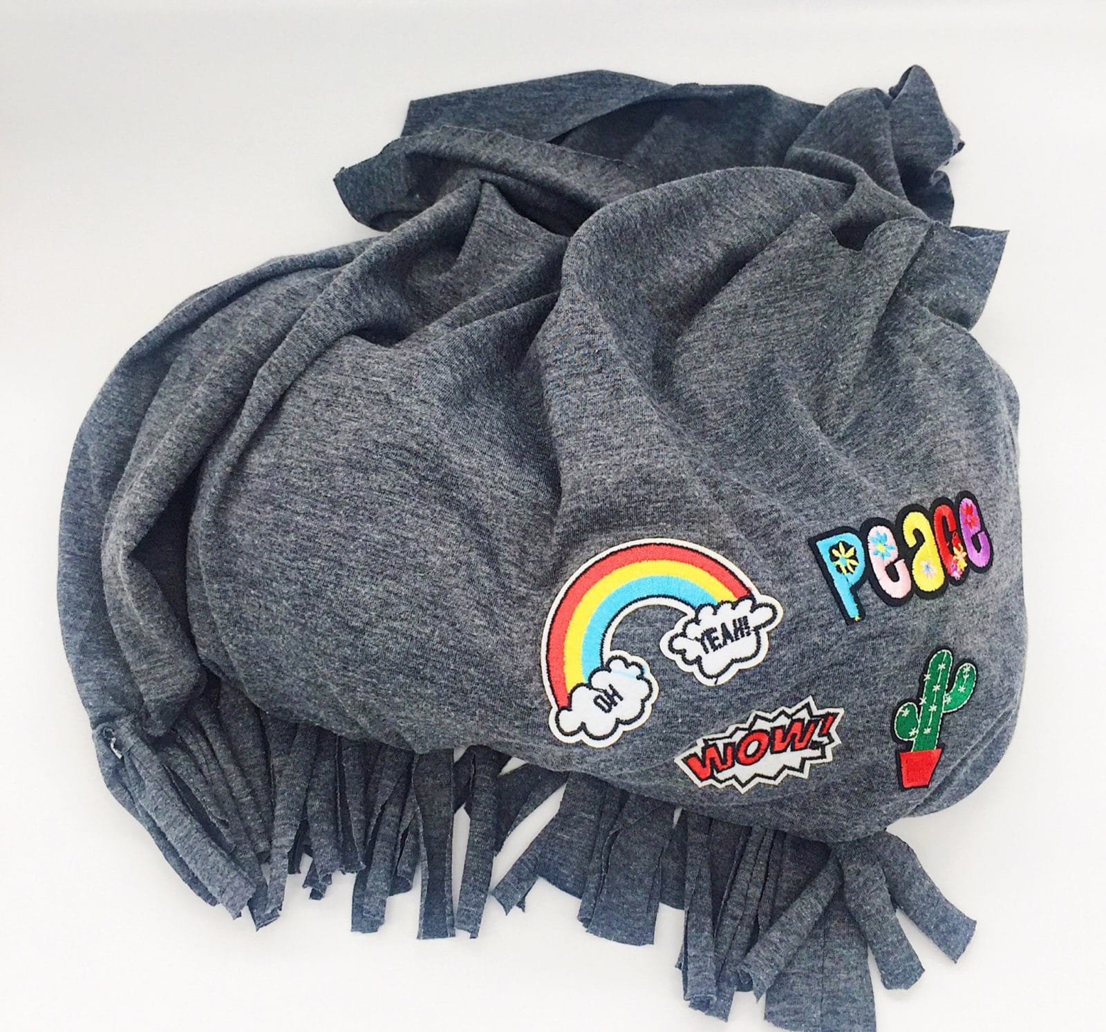 Ohne nähen – Tasche aus altem T Shirt selbst machen