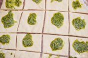 Pull-Apart-Bread mit Basilikumpesto