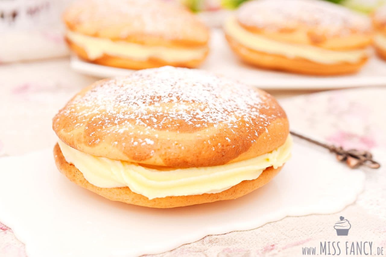 Orangen-Whoopies mit Eierlikör