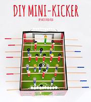 DIY Mini Kickertisch