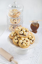 „Popcorn Cookies mit Schokolade & Salzkaramell!" [so so so göttlich]