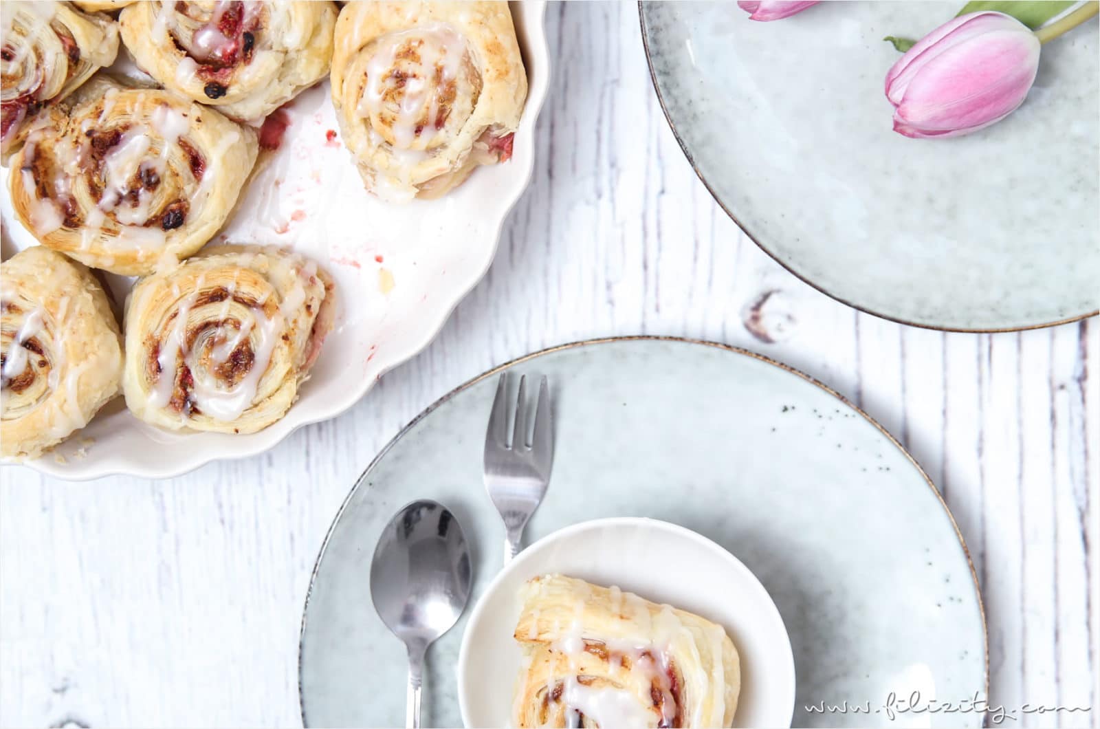 Erdbeer-Blätterteig-Schnecken