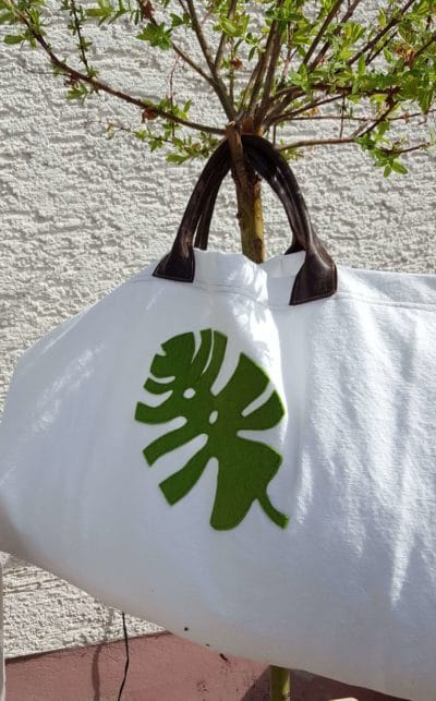 Shopper mit Monstera-Applikation