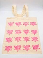 Stofftaschen mit Moosgummi Stempel selbst bedrucken
