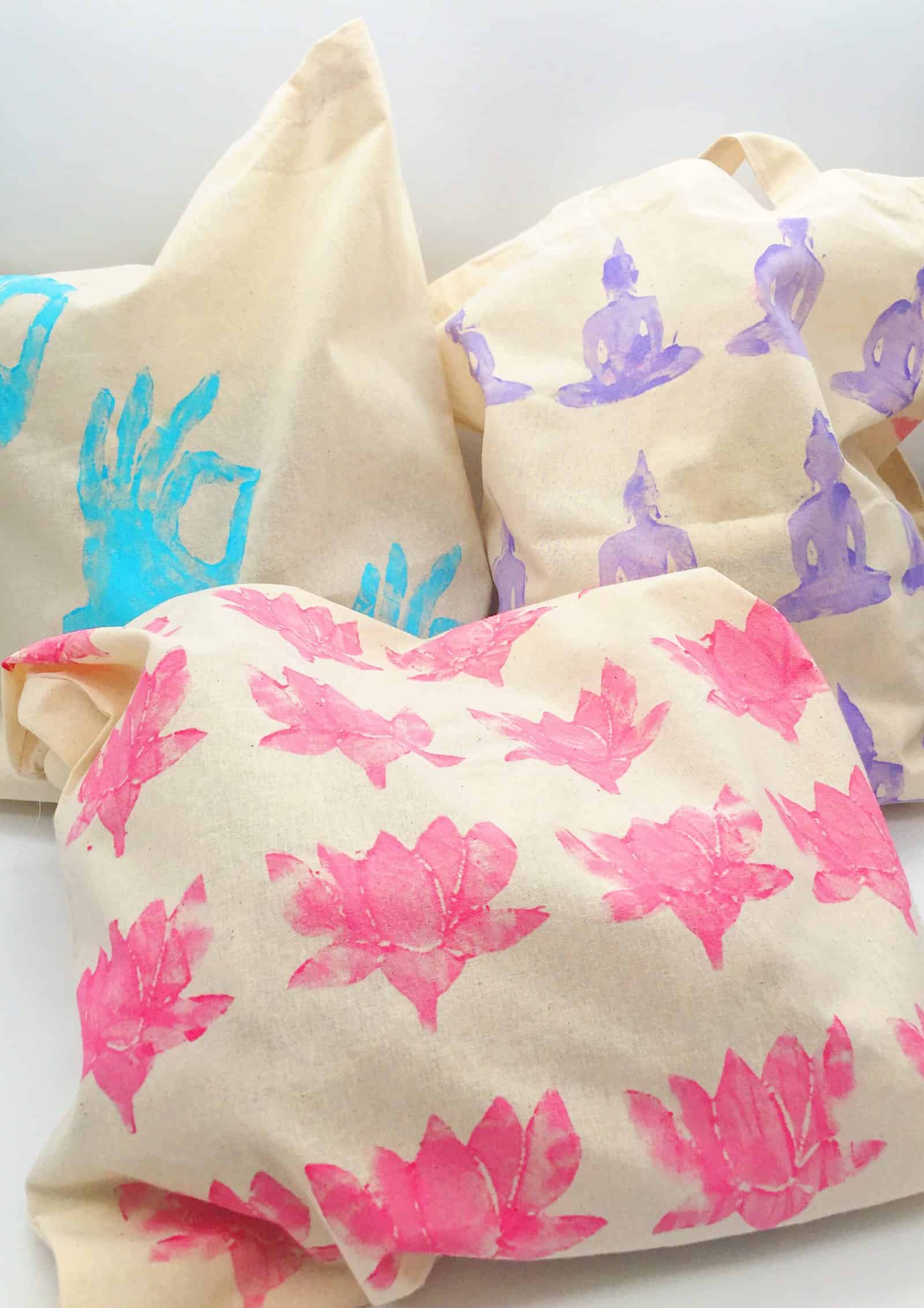 Stofftaschen mit Moosgummi Stempel selbst bedrucken