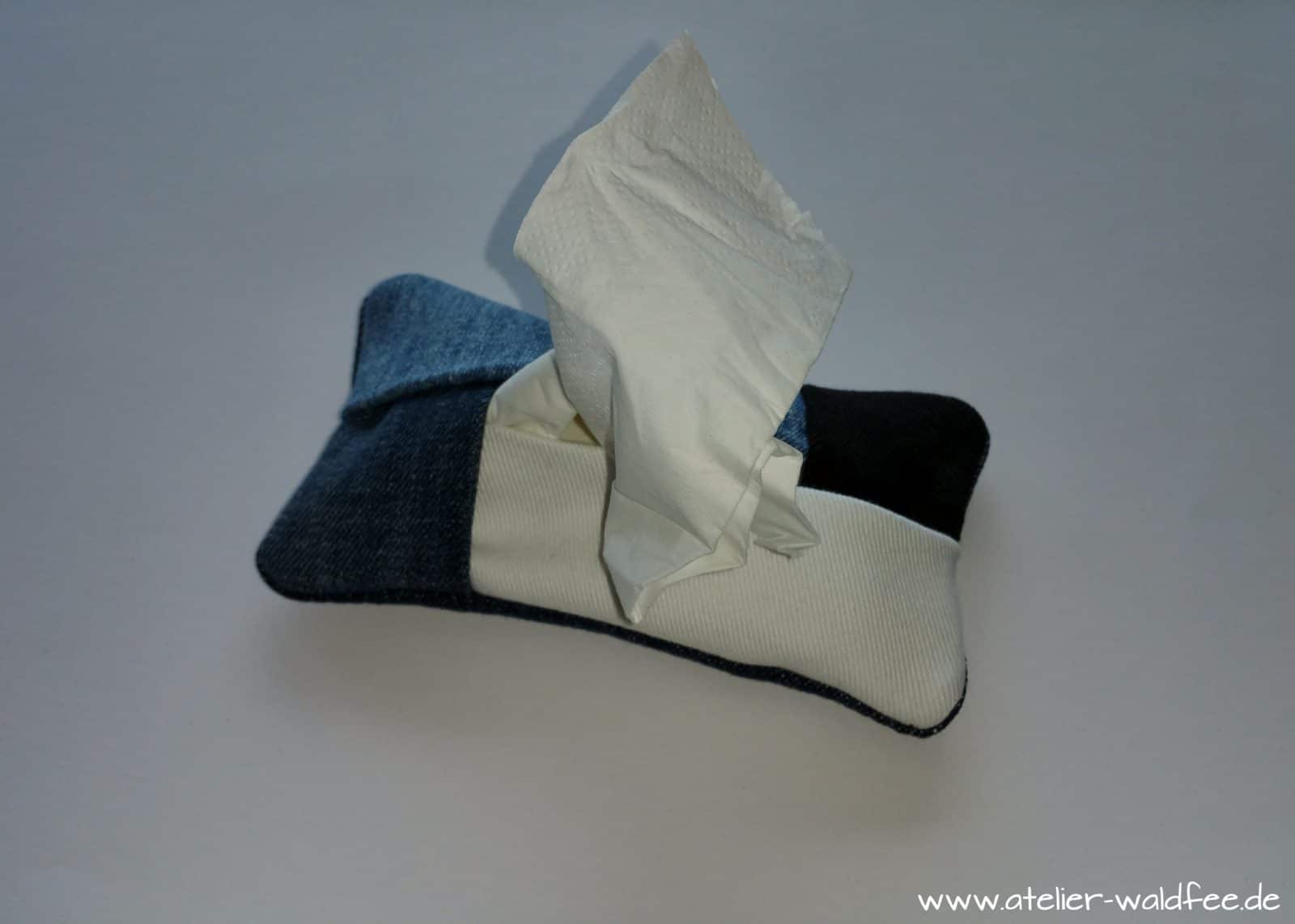 Jeans-Tatüta fürs Auto