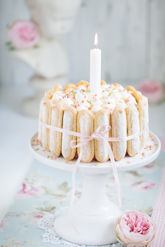 „Erdbeer-Biskuit-Charlotte!“ [Happy Birthday]
