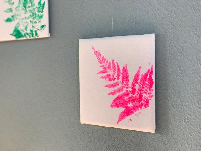 Pinker Daumen