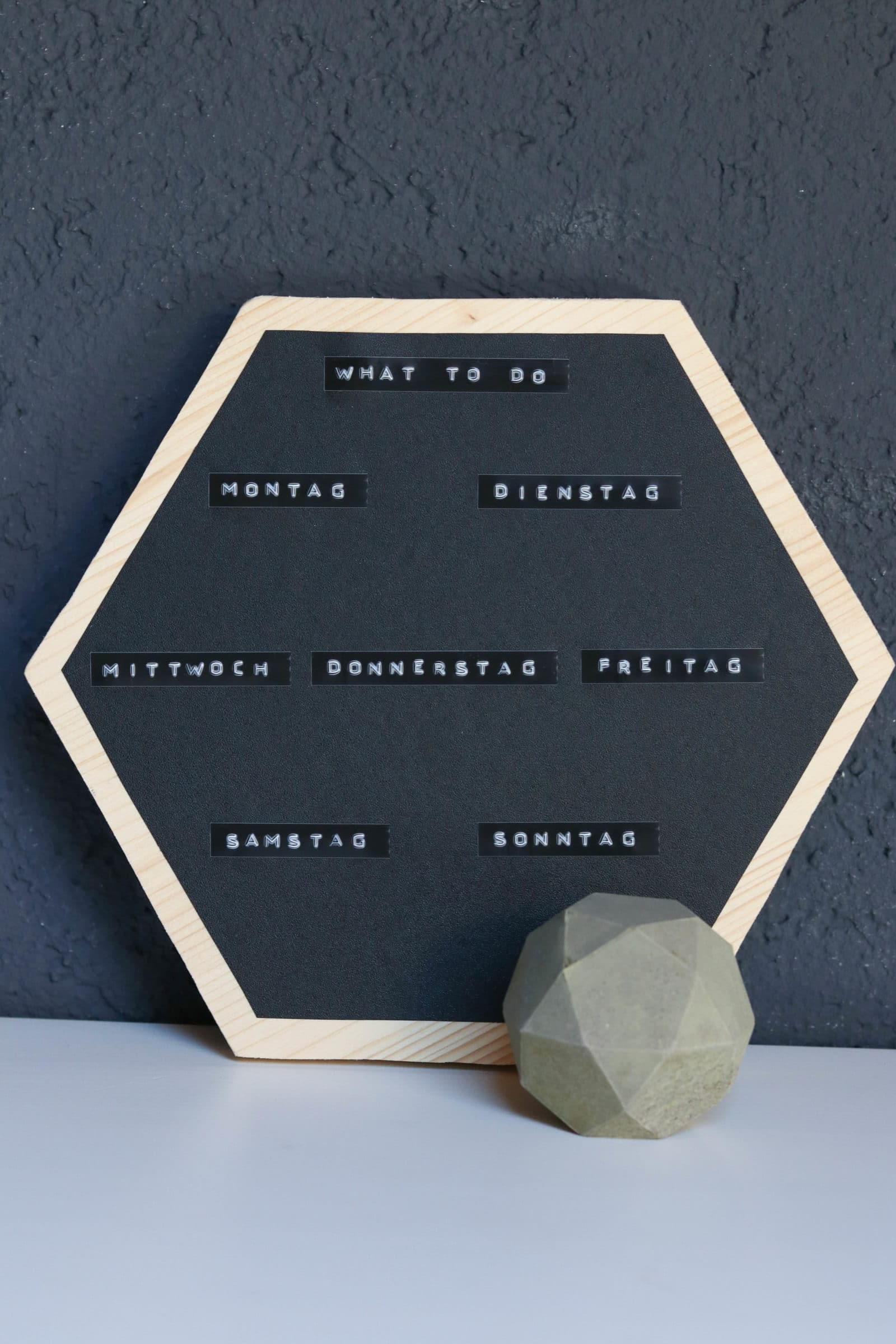 Notizboard aus Holz mit Tafelfolie