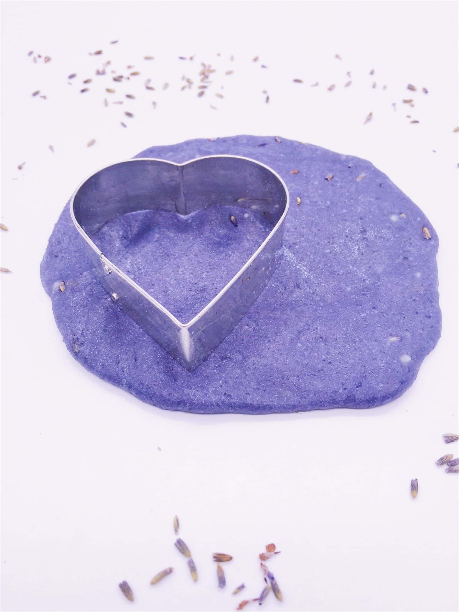 Knete selber machen – DIY Rezept und Anleitung