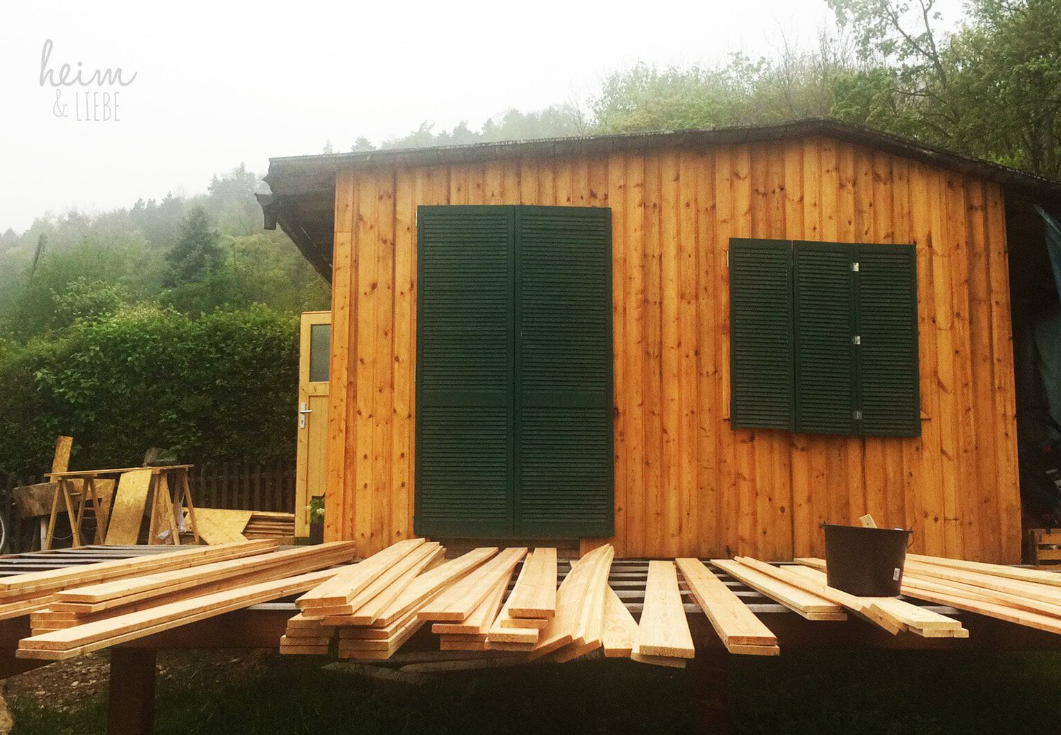 Wir bauen eine Terrasse aus Holz