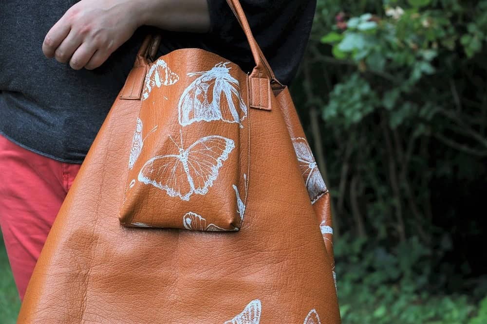 DIY Leder-Shopper mit Schmetterlingsdruck