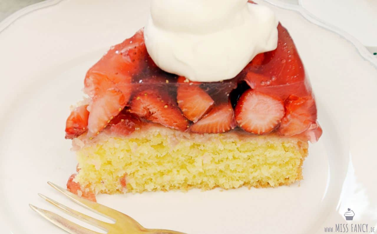 Erdbeerkuchen mit Kokos