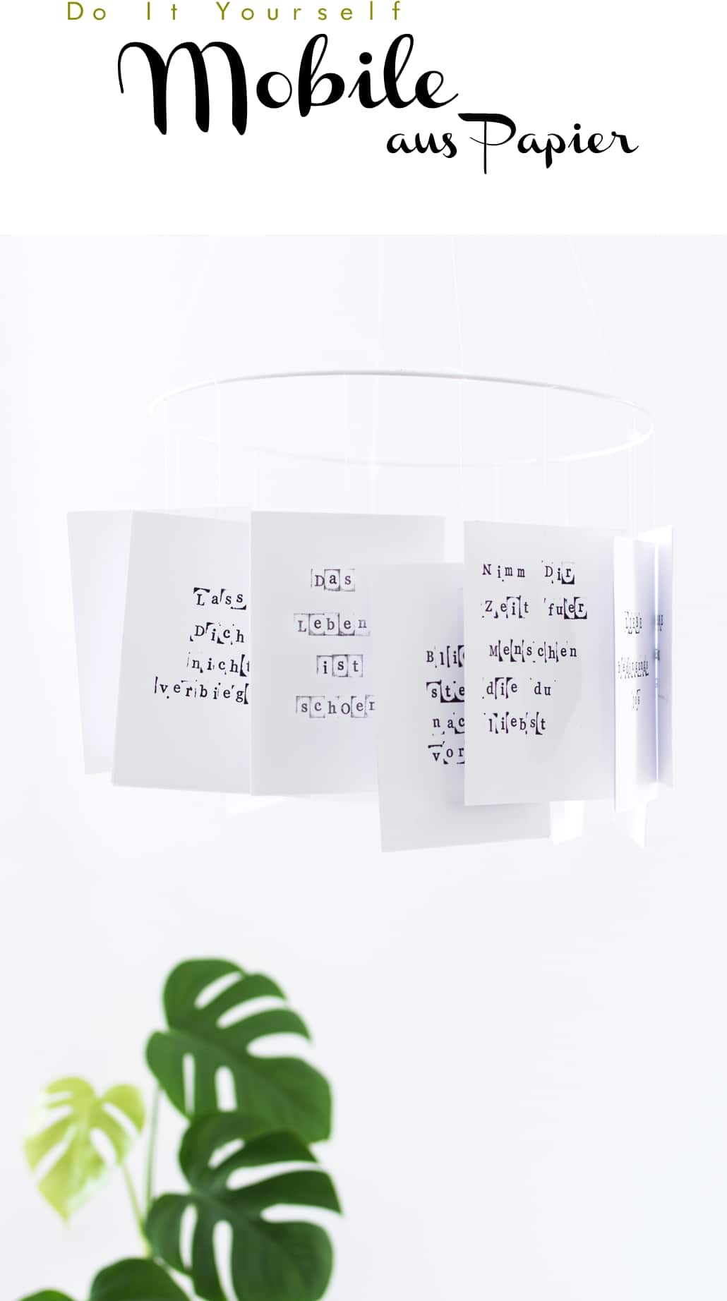 Poesie zum Aufhängen: DIY Papier Mobile