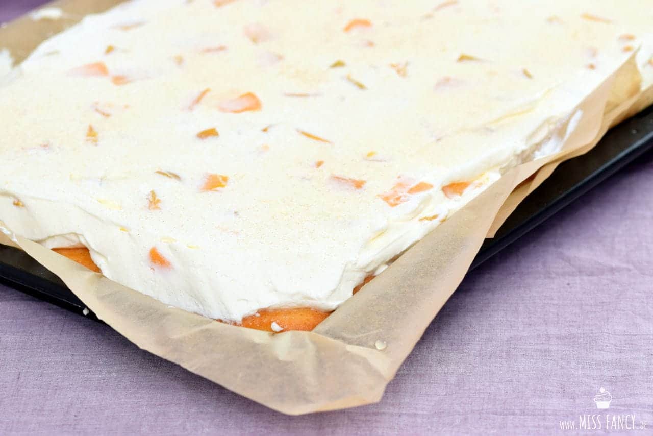 Fantakuchen mit Pfirsich-Schmandcreme