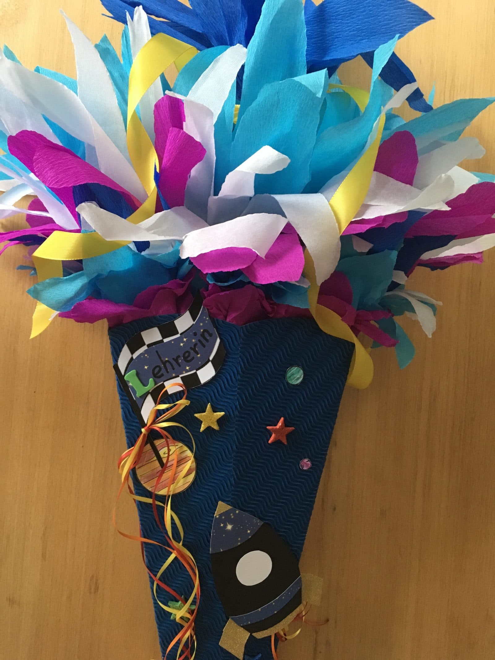 Schultüte Weltall