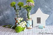 Moderne Design-Vase mit Klebefolien und Korkband