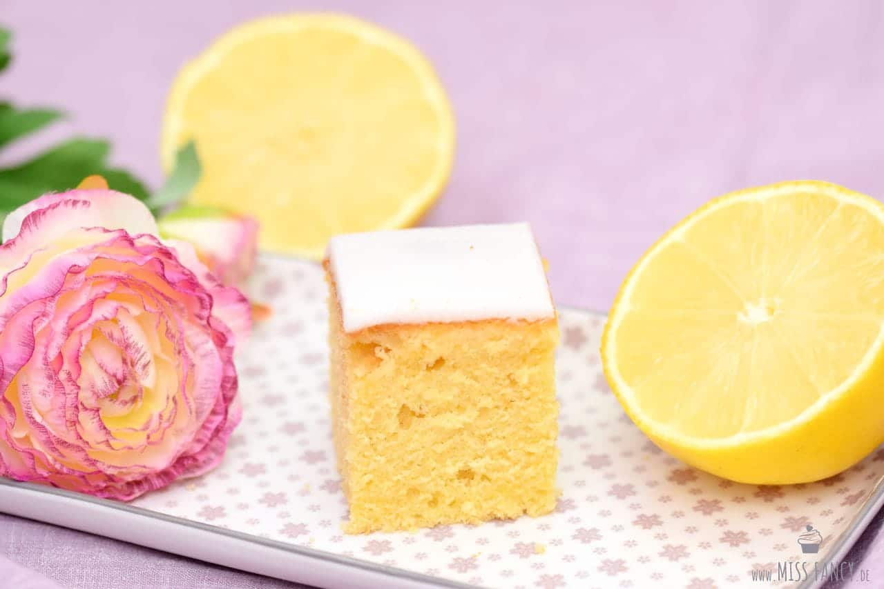 Saftiger Zitronenkuchen