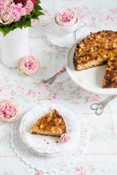 „Apfelkuchen mit Mandelboden & Orangenglasur!" [Soulfood pur]