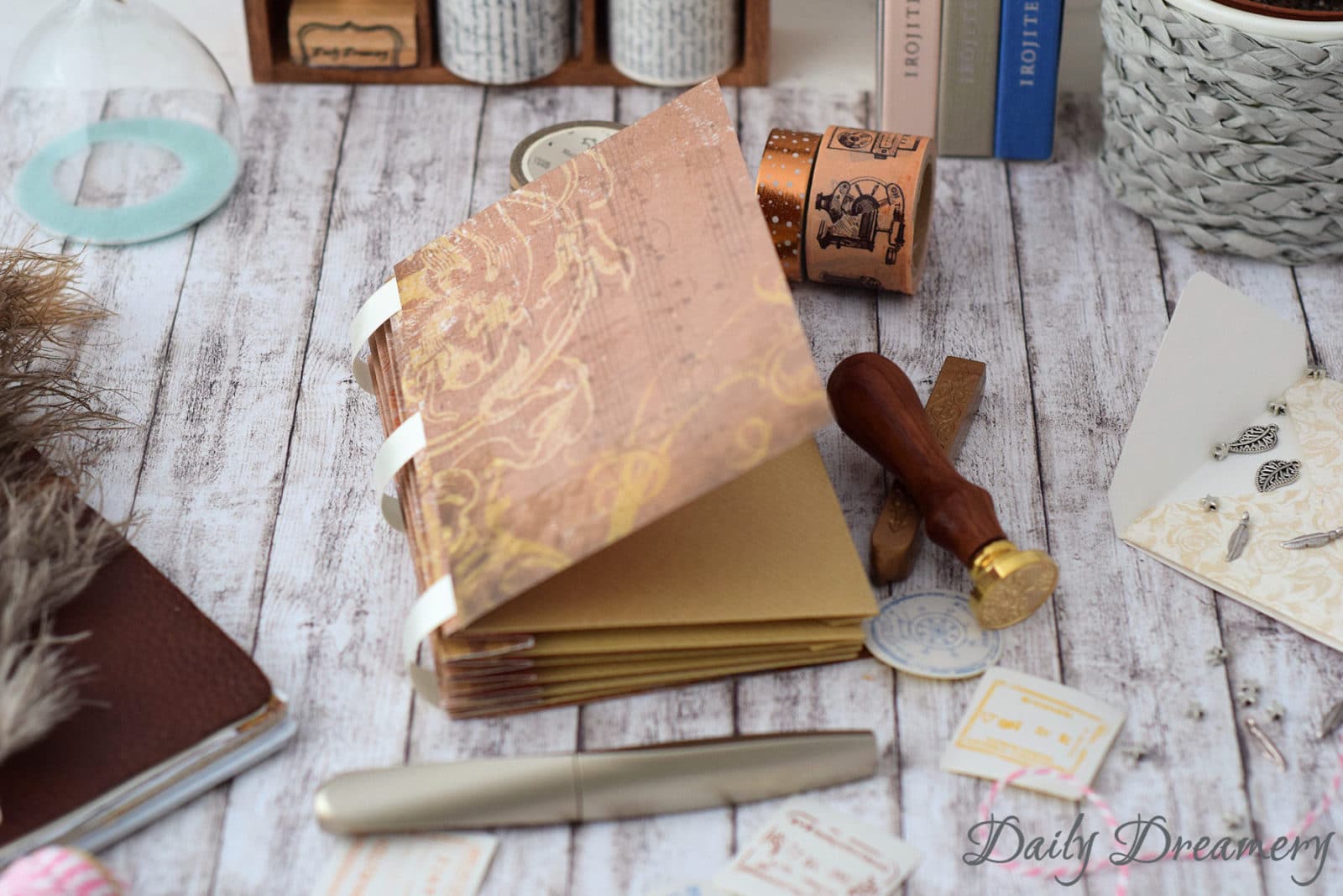 Scrapbooking-Idee – Erinnerungsbuch aus Briefumschlägen
