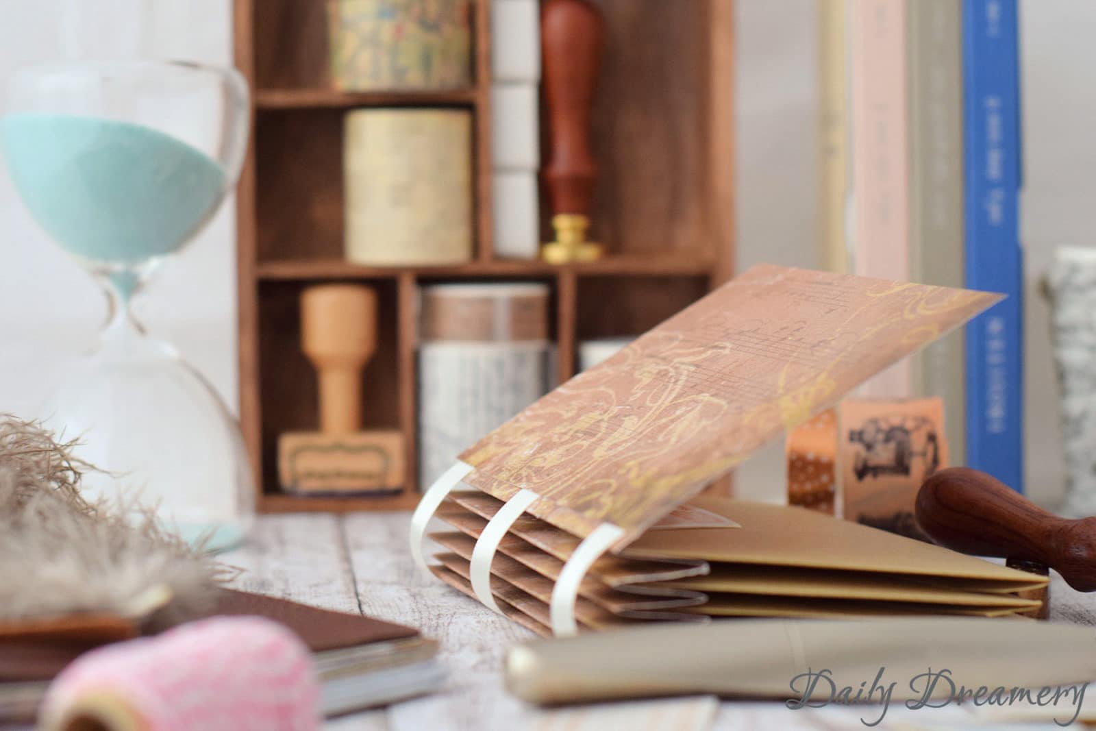 Scrapbooking-Idee – Erinnerungsbuch aus Briefumschlägen