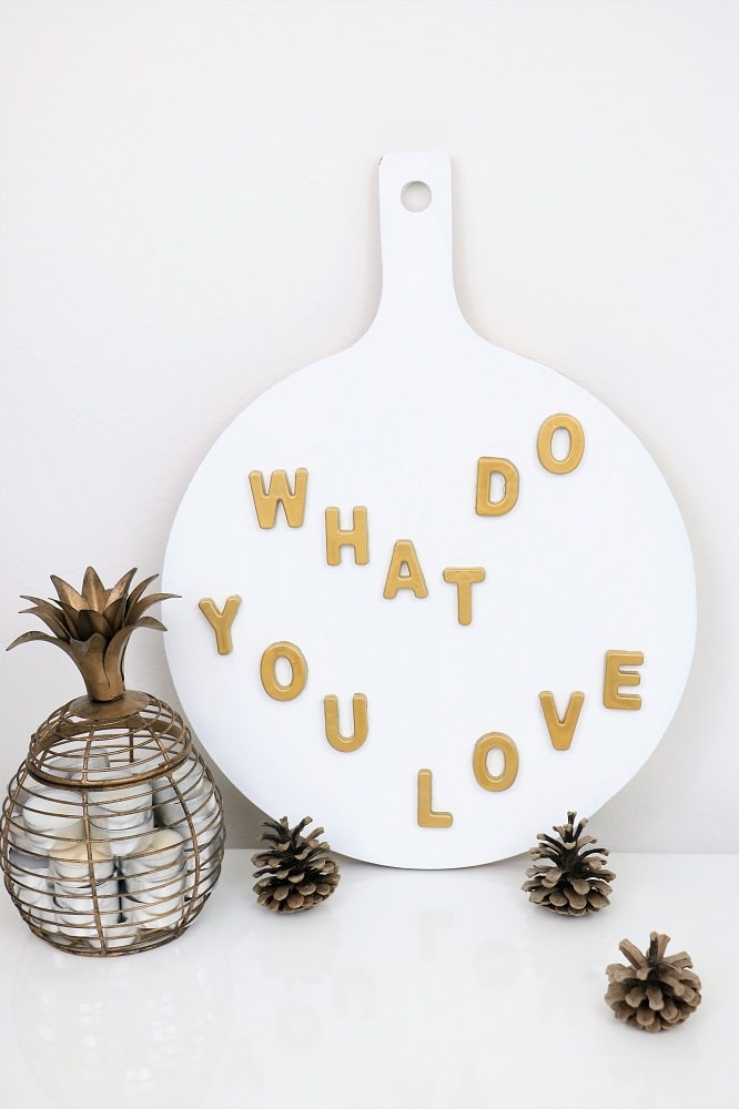 Gold-Buchstaben Schild aus „Naturliebe“ – Buchinspiration