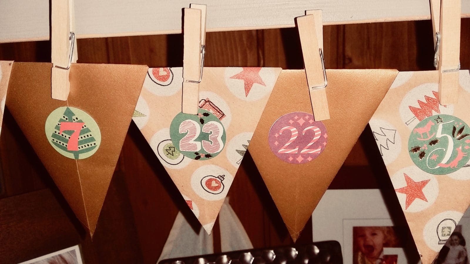 Wimpel Weihnachtskalender basteln!