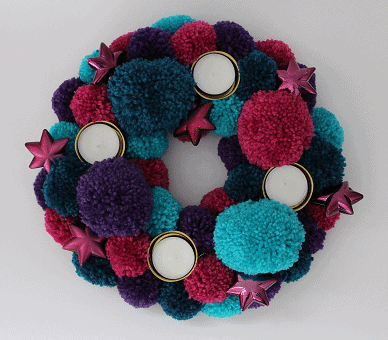 Adventskranz aus Pompons