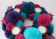 Adventskranz aus Pompons