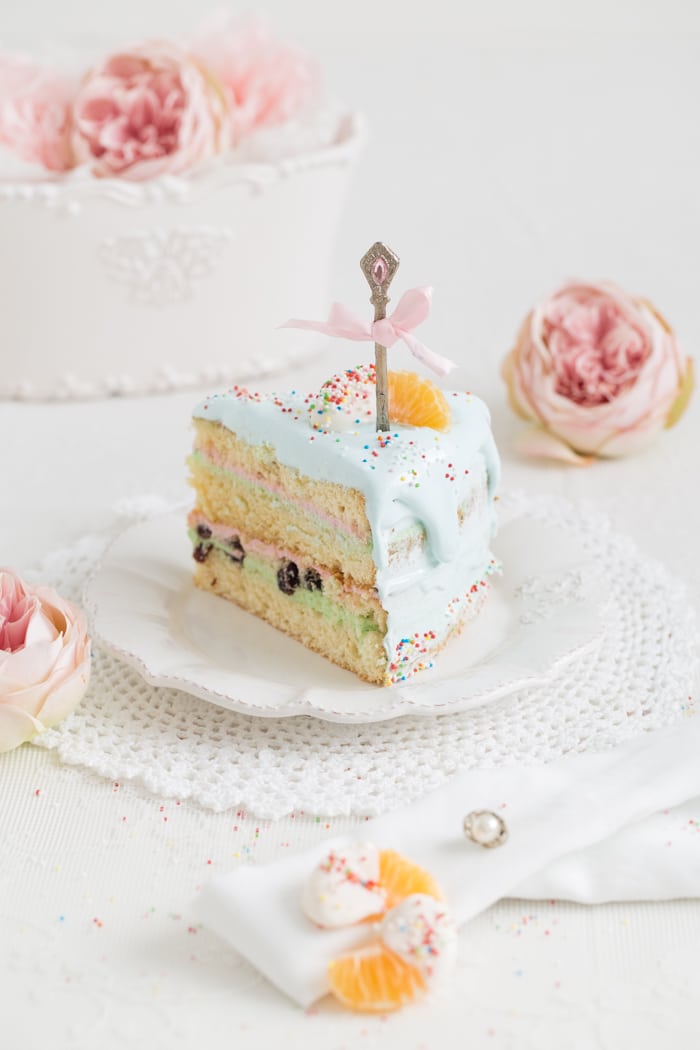 „Cranberry-Biskuit-Torte gefüllt mit Zimt-Joghurt und Mandarinen!“