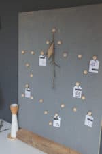 Adventskalender mit Holzkugeln