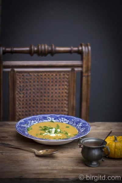 Kürbissuppe mit Kokosnussmilch und Schafskäse [Birgit D]