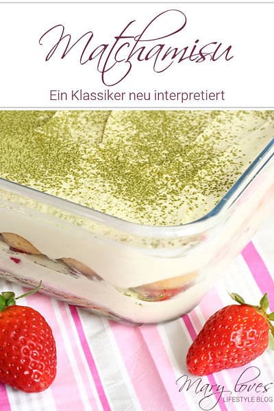 Matchamisu mit Erdbeeren