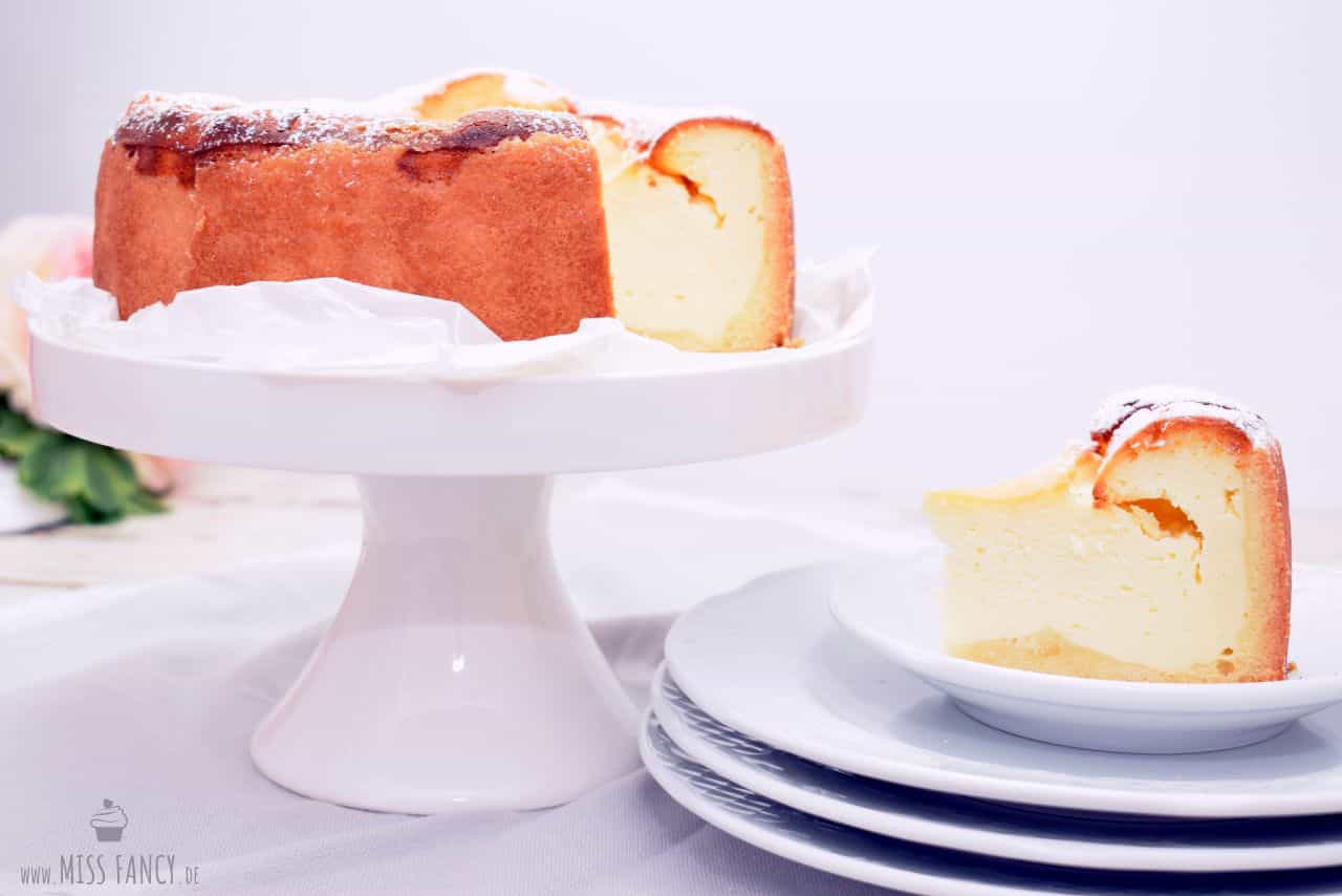 Kleiner Quarkkuchen mit einem Touch Orange