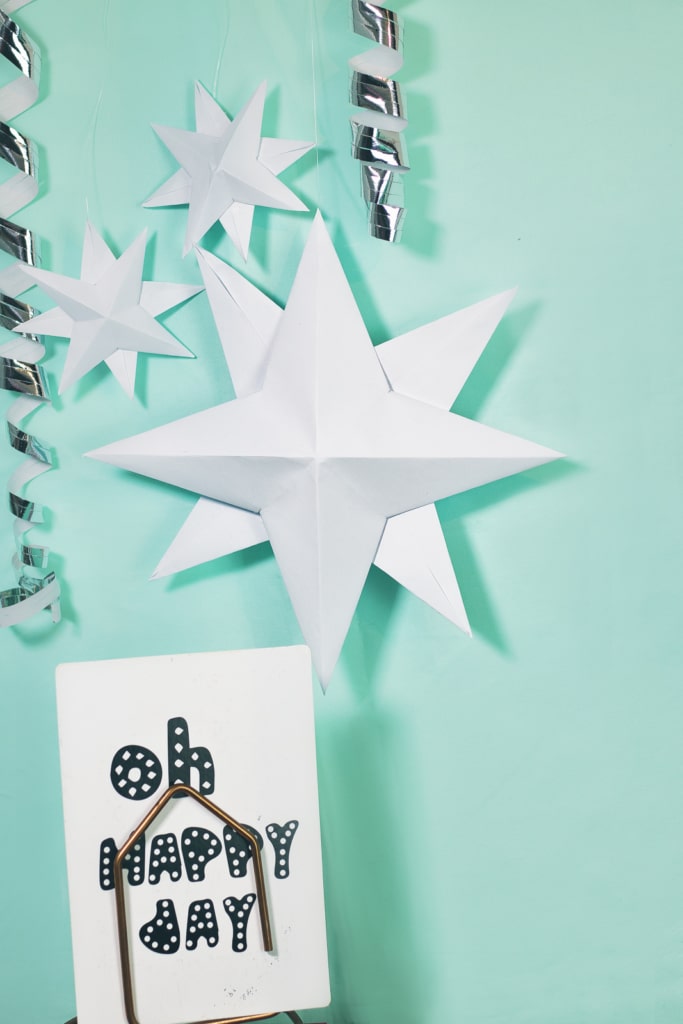 Weihnachtsdekoration basteln – 3D Stern & Weihnachtskugel