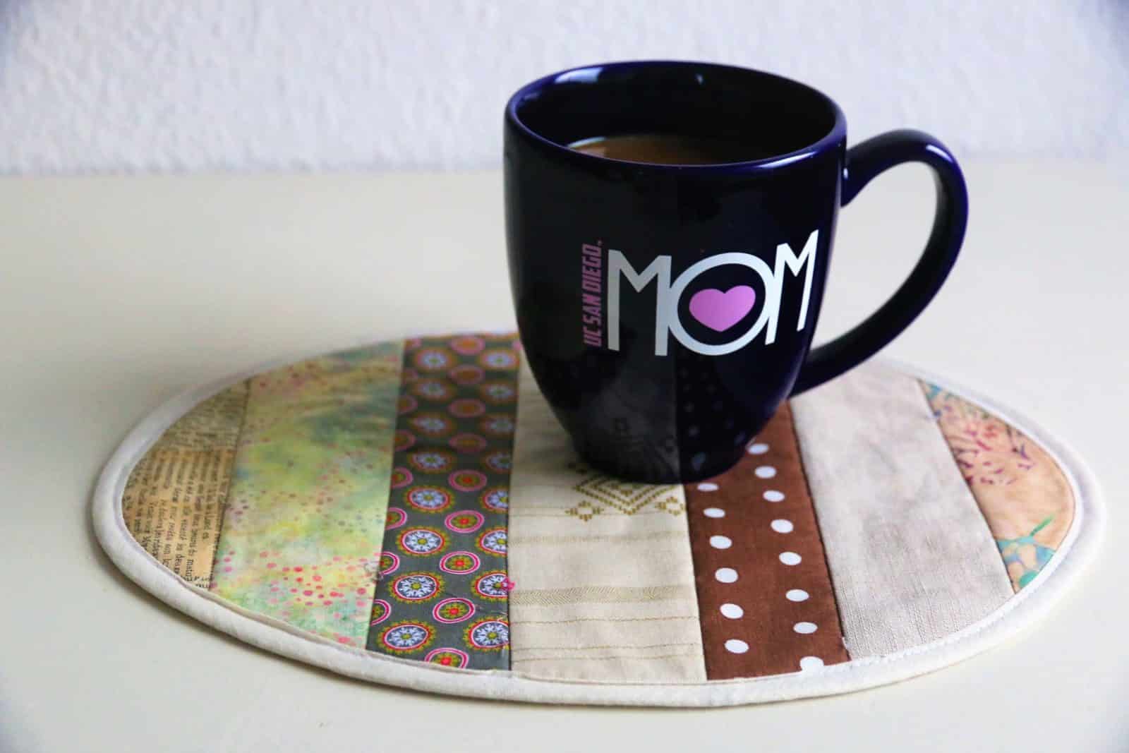 Schnittmuster: Ovalen Mug Rug nähen