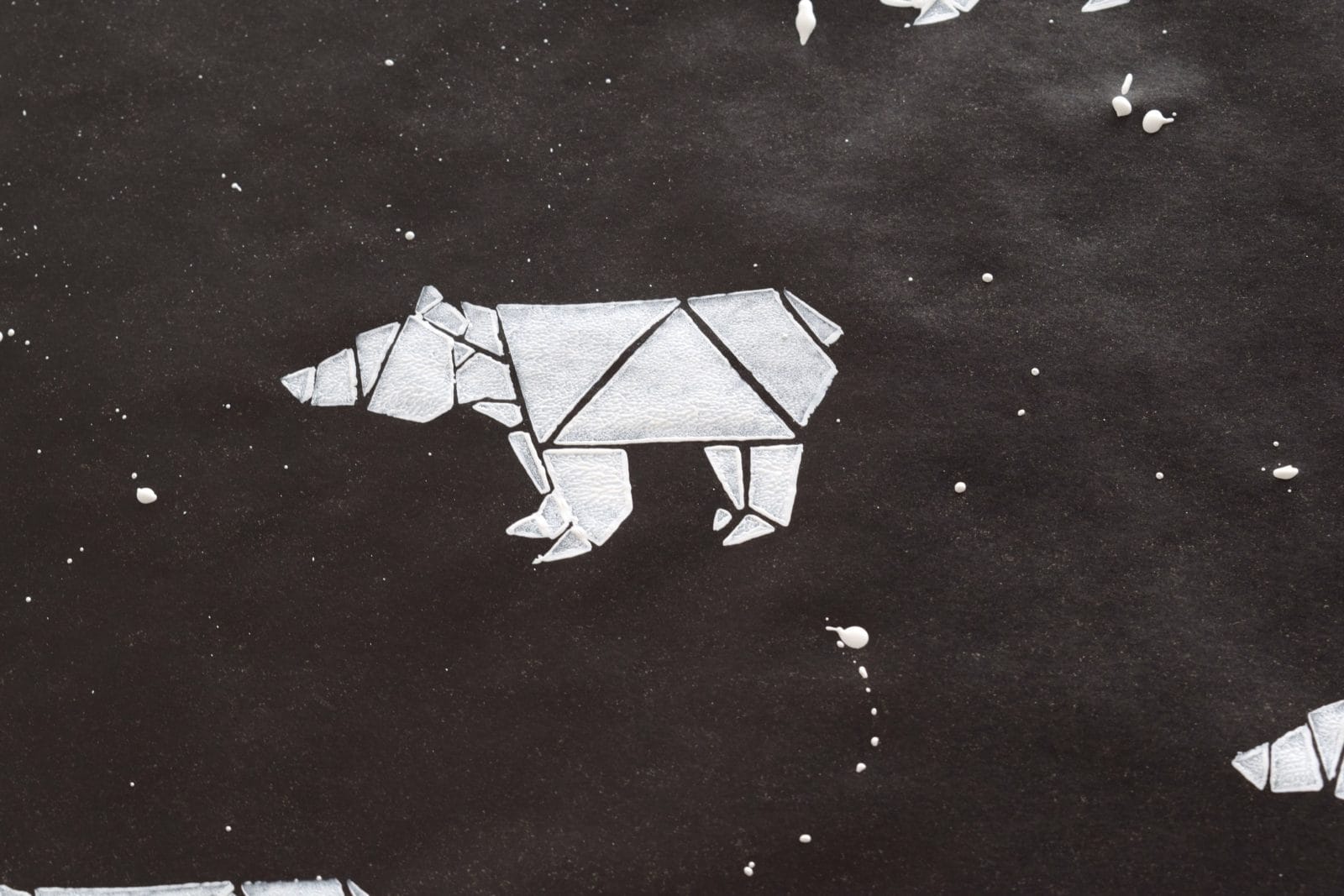 DIY Geschenkpapier drucken: „Der Bär ist los!“