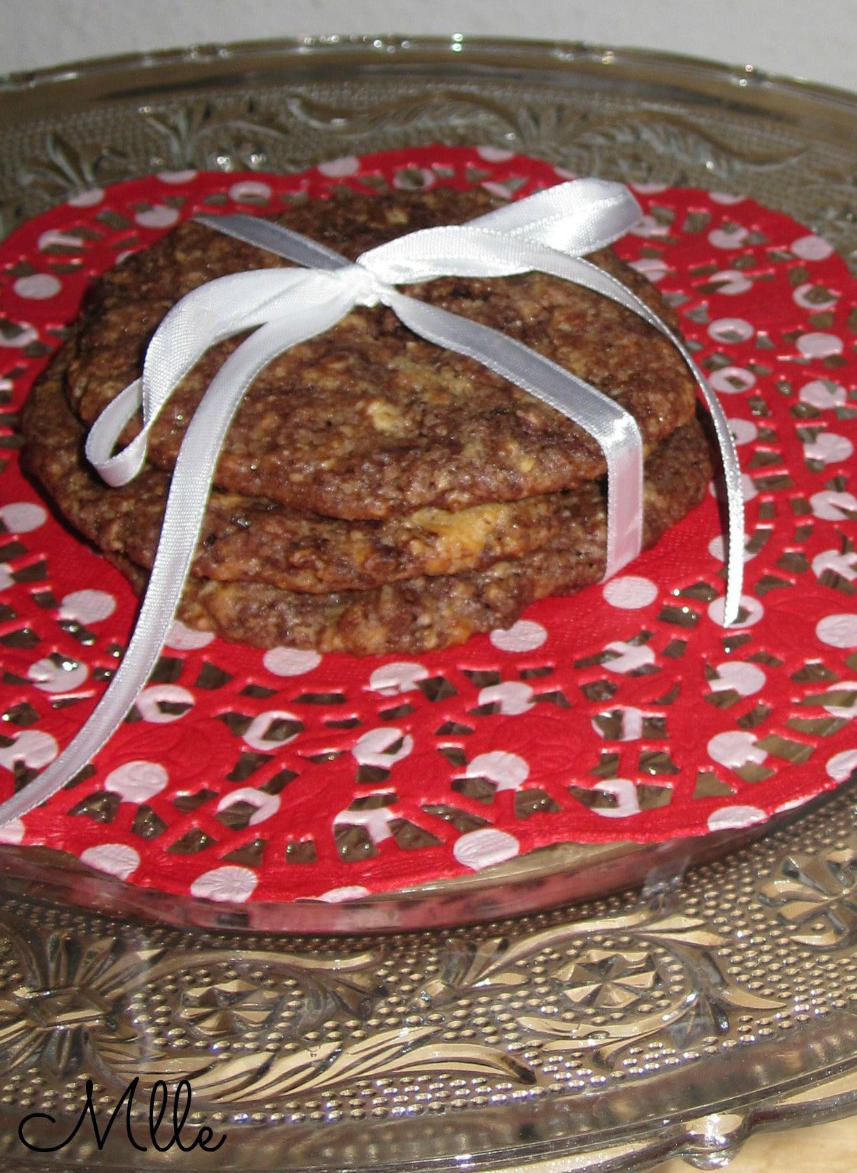 Weiche Schoko-Cookies mit Haferflocken