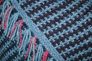 Poncho und Baskenmütze stricken