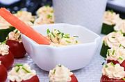 Gesundes Fingerfood & Curry-Dip für’s Party-Buffet