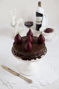 „Rotweinkuchen mit Schokoladenglasur &  Rotweinbirnen!"