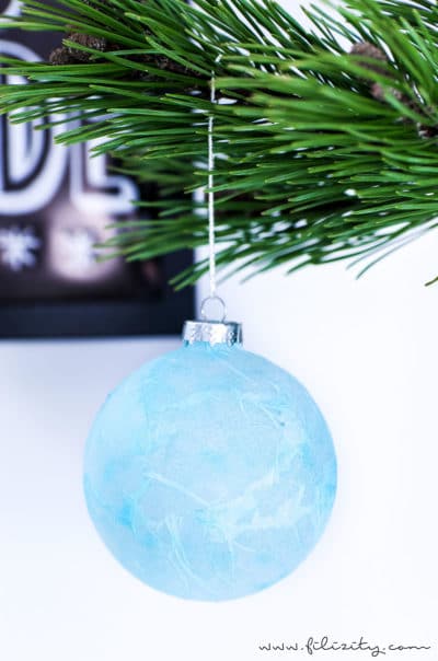 DIY Christbaumkugeln mit Serviettentechnik