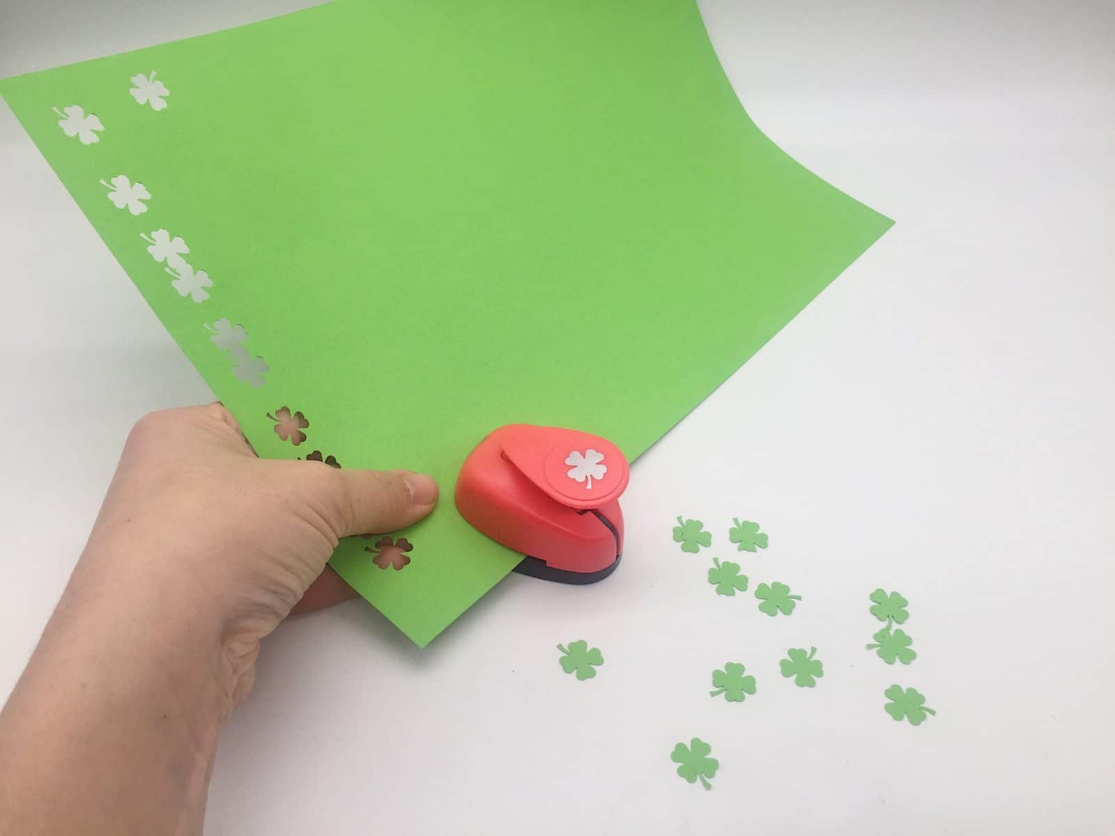 Glücks Konfetti selber machen – süßes DIY Geschenk